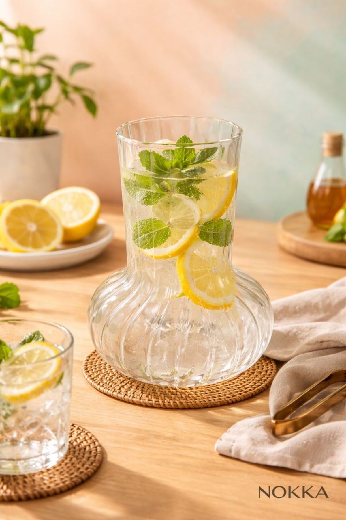 Küçük Boy 13 cm Yükseklik, Borosilikat Cam Vazo, Sunum Bardağı, Çizgili Desen 500 ml